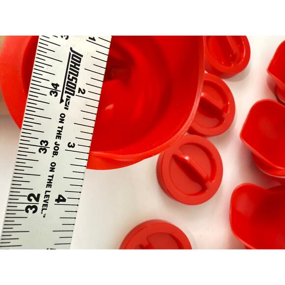 New Set of 6 Chicken DIY Feeders Red Bucket Supplies 3.25" with Lid - Picture 5 of 7